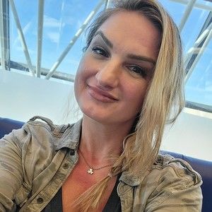 Meet your Posher, QueenVC07